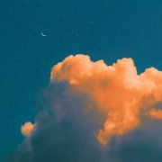 女性穿搭服装文案短句英文(女性穿搭服装文案短句英文翻译)