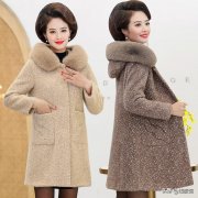 中老年女性服装加厚(中老年女性服装加厚图片)