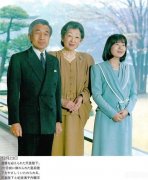 日本女性成人礼服装(日本女性成人礼服装品牌)