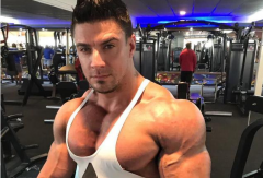 怎么练三角肌后束(怎么练三角肌后束视频)