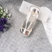 化妆品清爽品牌排行榜名字(品牌化妆品排行榜前十名名字)