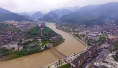 乡镇化妆品牌排行榜(化妆品牌排行榜前十名)