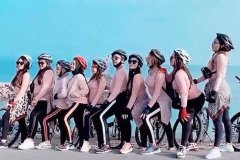 印尼对女性服装穿着要求(印尼女人穿什么服装)