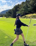 女性夏日服装合集在线观看(女人服装图片夏)