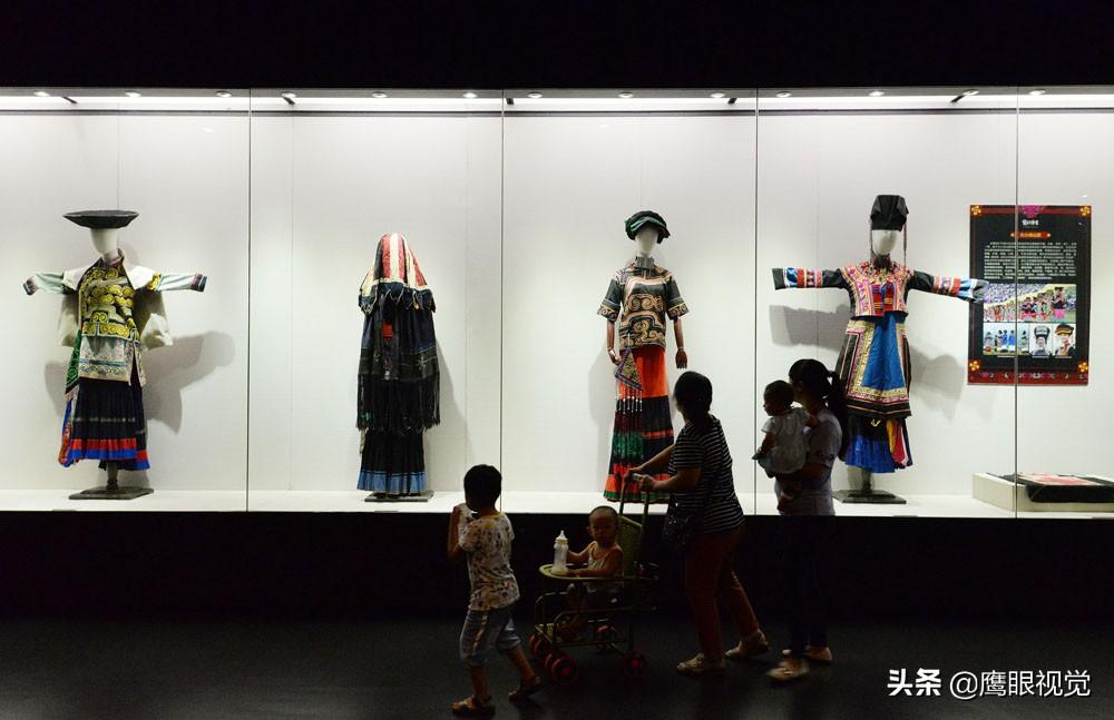 延续千年的彝族服饰被称“民族历史文化活化石”，如今却濒临消亡