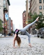 瑜伽快速减肥方法(减肥瑜伽快速减肥)