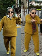 女性中老年服装图片(中老年女士服装新款图片)