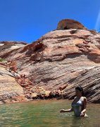 70年代女性服装素材视频(70年代复古造型女)