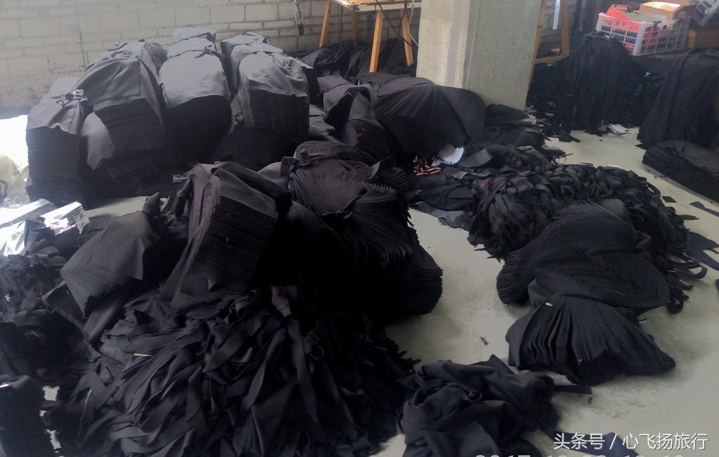 实拍：广西乡镇小型制衣厂，全是女的，一天加工1000条裤子