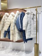 女性服装批发部(衣服批发女装)