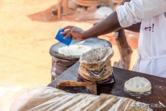 乌干达人女性服装图片介绍(乌干达人图片大全)