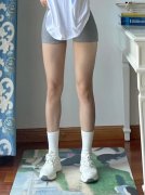 腿变直的方法 做什么动作