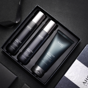 品牌三件套化妆品排行榜(好用的化妆品三件套排行)