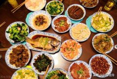 家里怎么锻炼减肥(家里锻炼减肥的方法)