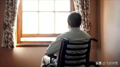 75岁老年女性服装价格(老年人服装女装70岁)