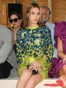 女性泳衣服装照片(女性泳衣服装照片大全)