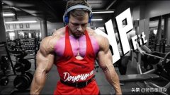 胸肌中间怎么练只有两侧结实(怎么练胸肌中间的肌肉)