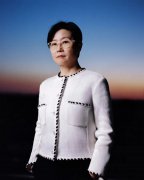 女性春季主流服装图片大全(春季时尚女装搭配图片)