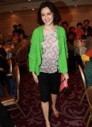 老年女性服装设置要求是什么(老年人服饰的选择要求包括)