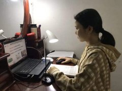 教师女性服装直播(服装女主播)