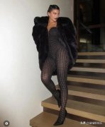 女性魅力的服装图片(女性服装图片大全)