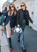 女性购买服装的(购买女装衣服)