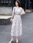 女性服装裙子画法图解视频(裙子画画教程图解)