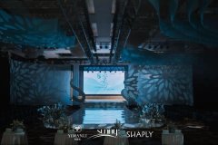 蝴蝶图案品牌女性服装(蝴蝶图标是什么牌子的衣服)