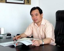 石家庄95后女性服装厂(石家庄哪里服装厂多)