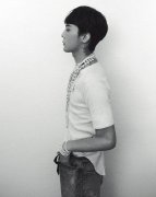 男士女性化服装搭配(男士女性化服装搭配图)