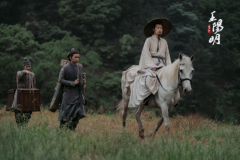 清朝女性服装走秀旁白台词(工装走秀台词)