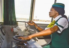 伊都女性服装有限公司(伊都女性服装有限公司地址)