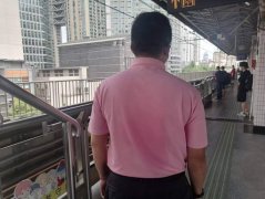 北京女性地铁工作人员服装(地铁站工作人员服装)