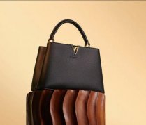 国际化妆品牌包包排行榜(国际化妆品牌包包排行榜前十名)