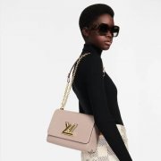 女性设计灵感服装店名(有创意的服装店名字女装)