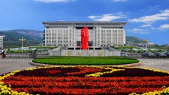 大学生女性服装设计(女大学生服饰搭配)