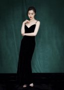 女性服装的介绍范文(女服装产品介绍怎么写)