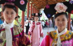 康乾盛世时期女性服装特点(康乾盛世的主要表现)