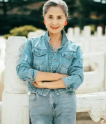 女性老年人春节服装(女性老年人春节服装图片)