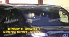 孕妇前后服装图片男性女性(孕妇穿衣服图片)