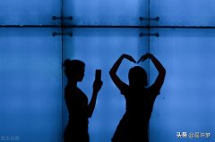 服装行业女性赞美词(对女性服装的赞美词语)