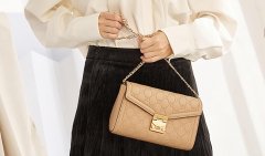 高级皮质化妆包品牌排行榜(包护理剂品牌排行)