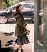 女性休闲运动服装