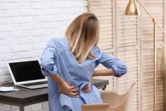 办公室怎么坐能矫正腿型(坐办公室怎么瘦腿)