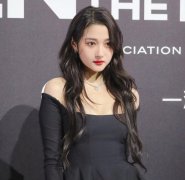 中国漂亮的女性服装图片(中国漂亮的女性服装图片视频)