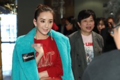 中国女性知名贵妇服装模特(中国女性知名贵妇服装模特是谁)