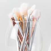 便携好用化妆品牌排行榜(平价好用的化妆品排行榜前十名)