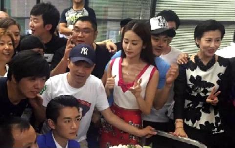 郑爽颖儿陈鲁豫的减肥方法大曝光,教你如何瘦成纸片人?