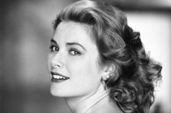 女性服装特点的变化过程(男女服饰的变化及原因)