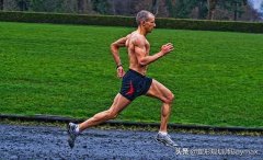 怎么练腿韧带(如何拉腿韧带)